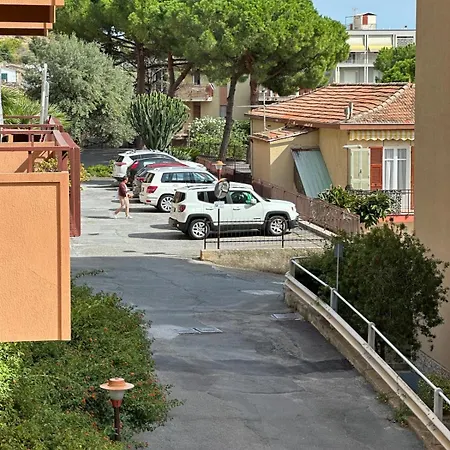Διαμέρισμα Splendido Trilocale Con Terrazzo Vista Mare Santo Stefano al Mare