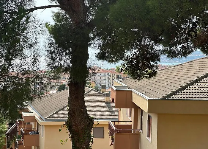 Splendido Trilocale Con Terrazzo Vista Mare * Santo Stefano al Mare